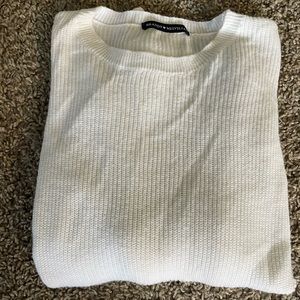 Brandy Melville knitted sweater